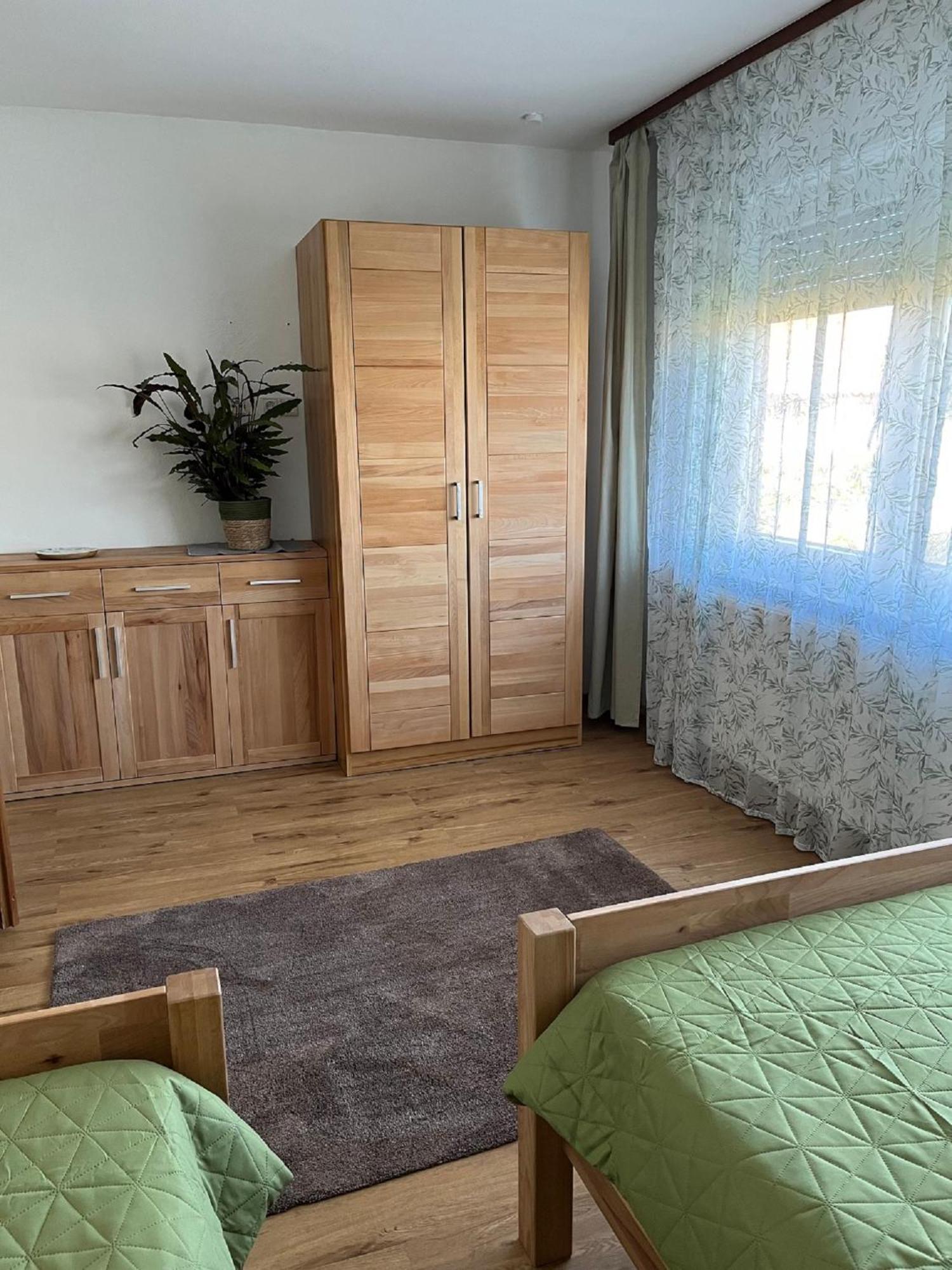 Ferien- Und Winzerhof Ute Braun Apartment Nordheim am Main Bagian luar foto
