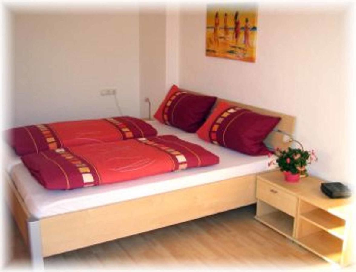 Ferien- Und Winzerhof Ute Braun Apartment Nordheim am Main Bagian luar foto